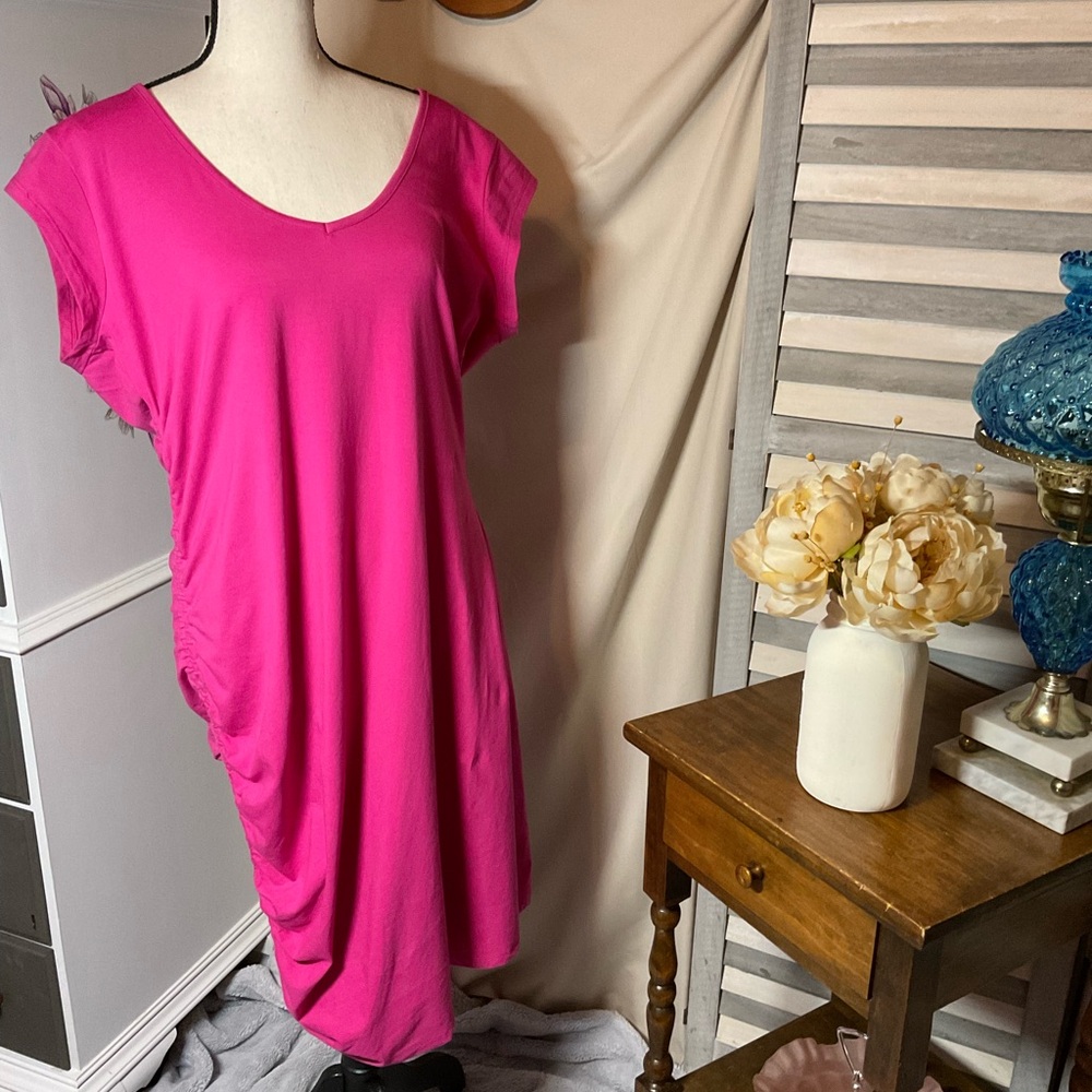 VENUS Fuchsia Dress